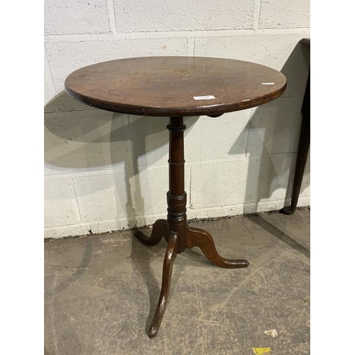 118 - Late Georgian tripod table 69H 52cm diameter