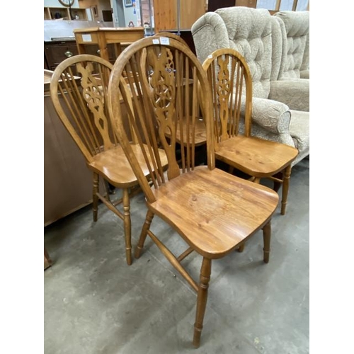 181 - 2 pairs of good quality oak wheel back chairs 40W & 47W