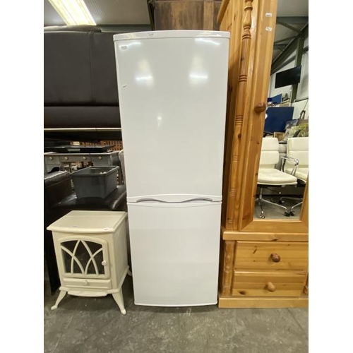 199 - White fridge freezer 144H 50W 56D