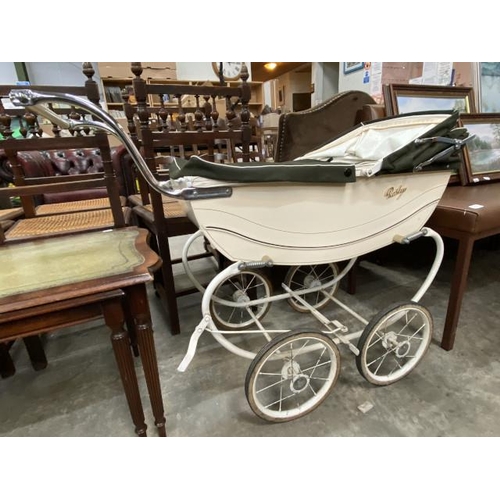 246 - Vintage 'Roslyn' carriage dolls pram