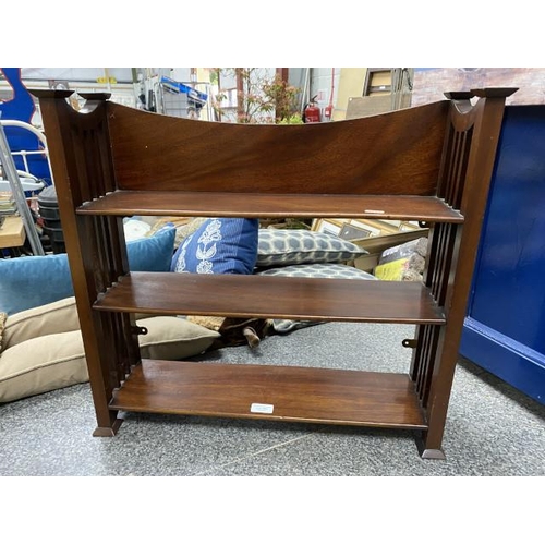 263 - Edwardian mahogany shelves in the manner of Liberty 60cm W 57H 16D