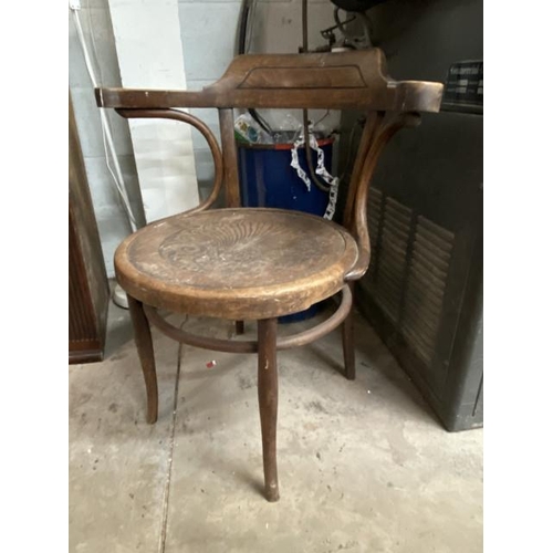 73 - H Dawson & Co, Harrogate Bentwood chair