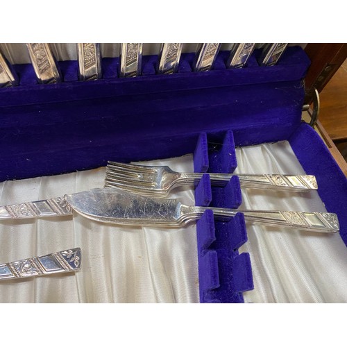 242 - Canteen of Viners 'Silver Rose' cutlery (12 place settings plus 2 serving spoons - 110 pieces)