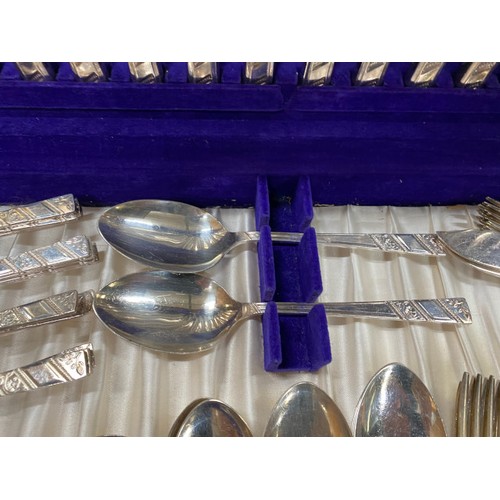 242 - Canteen of Viners 'Silver Rose' cutlery (12 place settings plus 2 serving spoons - 110 pieces)