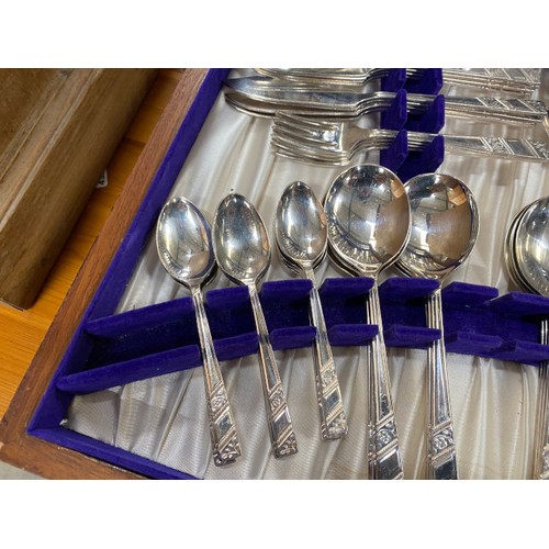 242 - Canteen of Viners 'Silver Rose' cutlery (12 place settings plus 2 serving spoons - 110 pieces)