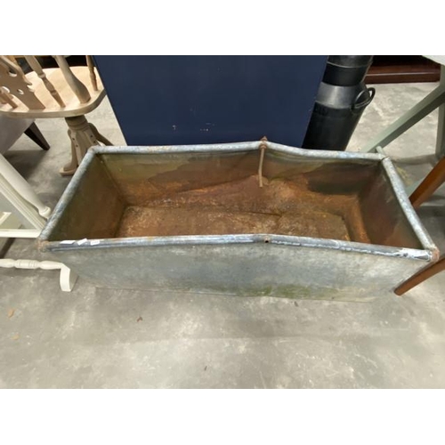 120 - Galvanised water tank/planter 42H 123W 50D