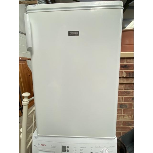 128 - Zanussi undercounter fridge 55W