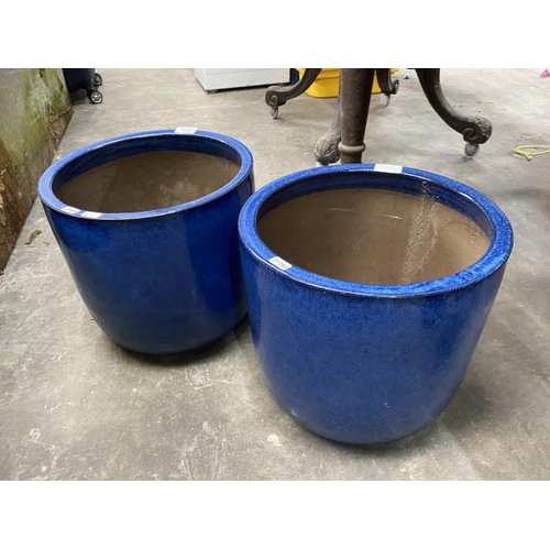 180 - 2 blue ceramic planters 30H 32cm diameter