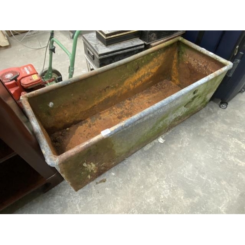 183 - Glavanised water tank/planter 42H 125W 49D