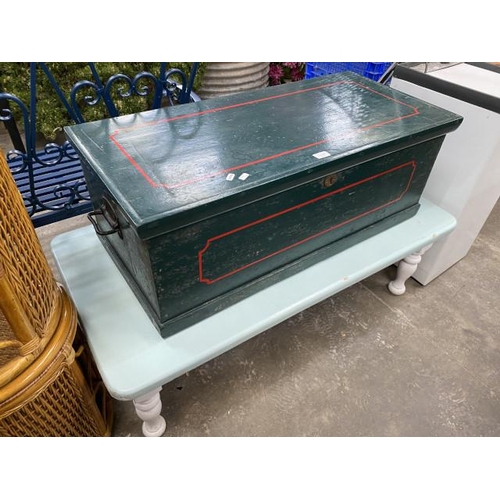 196 - Painted pine blanket box 35H 95W 44D & a painted pine coffee table 40H120W 60D