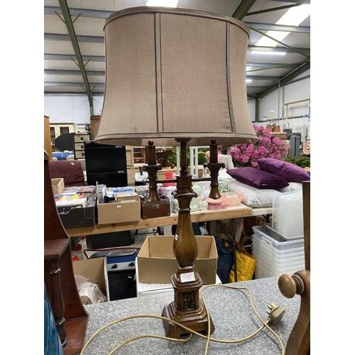 285 - Decorative table lamp with shade 80H