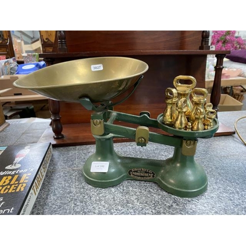 288 - Cast kitchen scales with brass weights