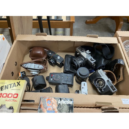 553 - Good collection of cameras and photographic accessories including Pentax P30 with user's guide, Agfa... 