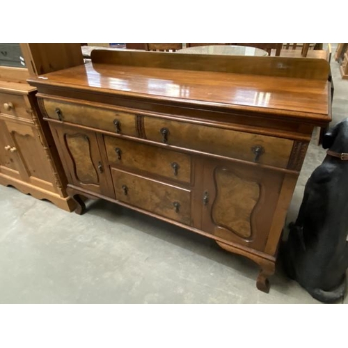 68 - Victorian mahogany and walnut sideboard 94H 138W 50D