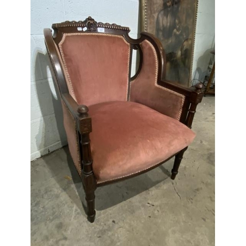 90 - Victorian mahogany framed ladies chair 59W