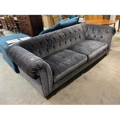 94 - Grey/blue velvet button back Chesterfield settee 245W