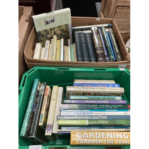 544 - 2 containers of gardening themed books including The New Book of Gardening vols I to III, Visions of... 