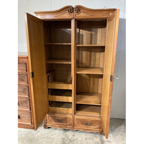 88 - French oak armoire with shelves & hanging rail to the interior 196H 106W 51D