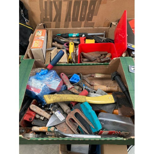 562 - Boxes of workshop and gardening tools including saws, axes, bit/drill box, screws and wall plug set,... 