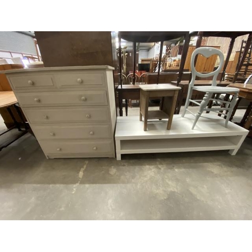 17 - Painted 2 over 3 chest of drawers 100H 91W 45D, bedside table 46H 36W 36D, bedroom chair & a white g... 