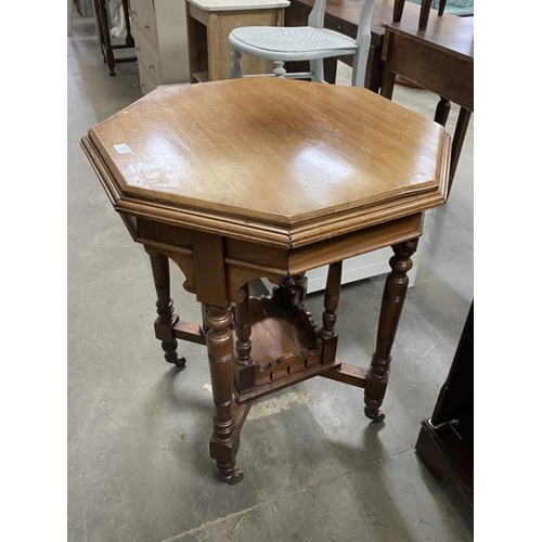 18 - Edwardian mahogany octagonal centre table 80H 70W 70D