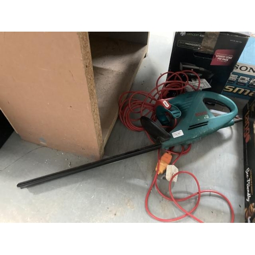 462 - Bosch hedge cutter model. AHS 4-16