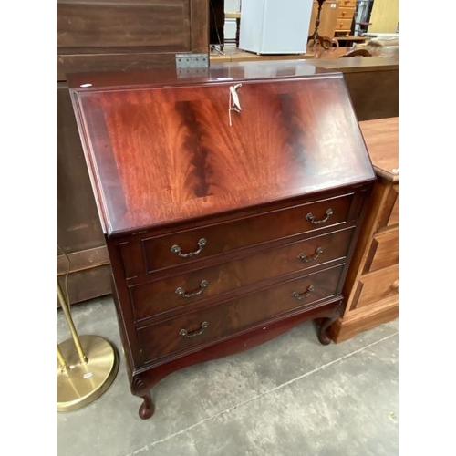 83 - Mahogany bureau with one key 98H 74W 44D