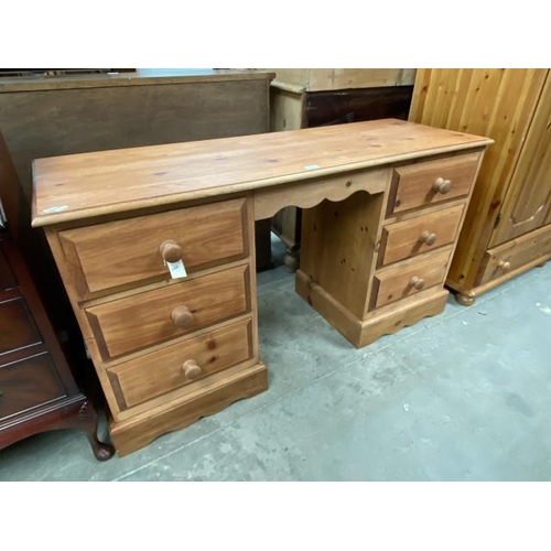 85 - Pine 6 drawer dressing table 75H 137W 49D