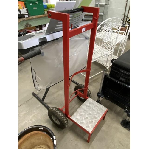 114 - Gas bottle trolley