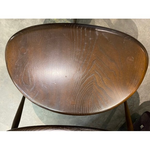 105 - Ercol nest of 3 'Pebble' tables 40H 66W 44D