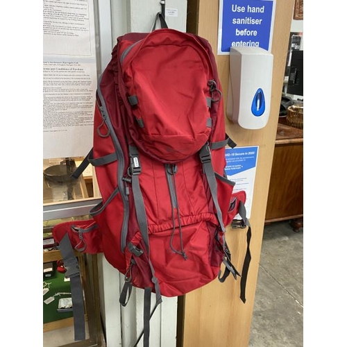 292 - Mountain Warehouse Carrion 80L rucksack