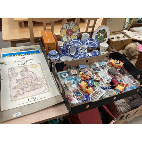 582 - 2 boxes of collectables comprising blue and white Staffordshire table wares, Royal Worcester Palissy... 