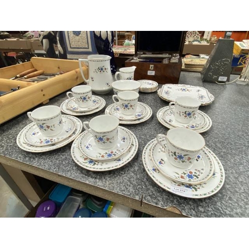 274 - Shelley 'Chelsea' tea service (29 pieces)