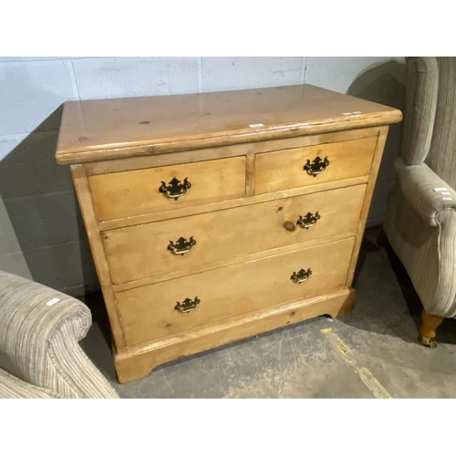 79 - Victorian pine 2 over 2 chest of drawers 85H 98W 54D