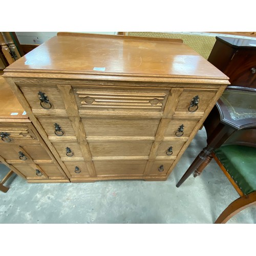 184 - Edwardian oak bedroom suite - 4 drawer chest 90H 78W 46D, bedside chest 68H 33W 32D & dressing table... 