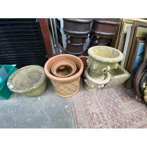 179 - 8 assorted planters including terracotta (in various sizes)