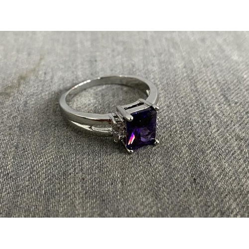 308 - 925 Silver Amethyst Set Ring