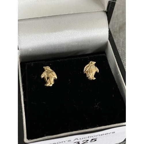 325 - 9ct Gold penguin stud earrings