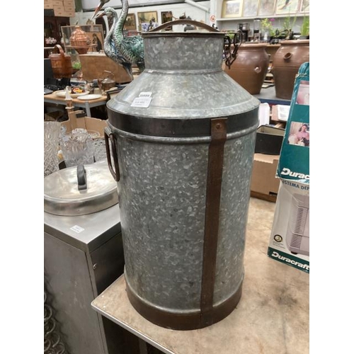 488 - Reproduction metal milk churn 65H