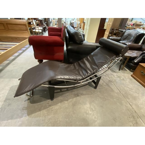 66 - Le Corbusier LC-4 style Chaise Longue 50W 160L