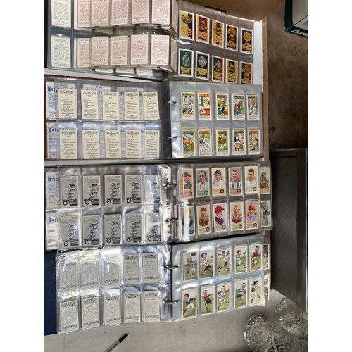 480 - 4 albums of cigarette cards including John Player & Sons ‘Tom Thumb Exploration of Space’ Primrose C... 