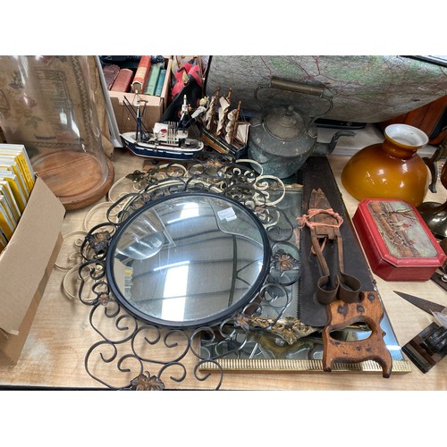 497 - Assorted collectables including Singer sewing machines (as found), suitcase of sewing and knitting r... 