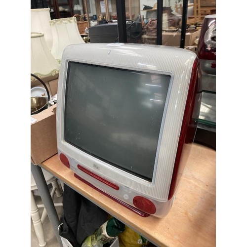 443 - Apple iMac M5521 computer (in working order, password protected, no password therefore sold as seen)