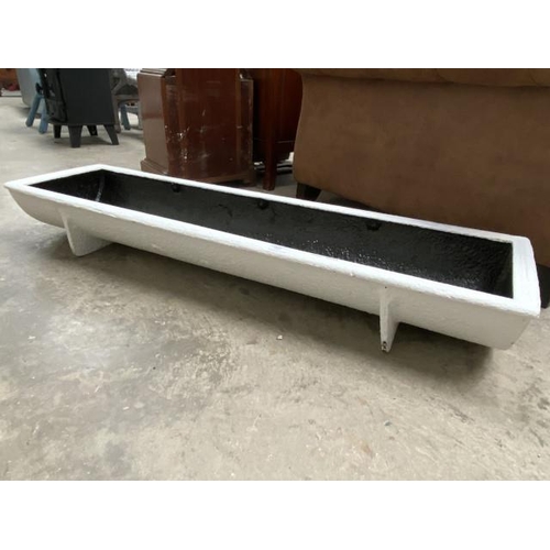 50 - Victorian cast trough/planter 17H 124W 34D