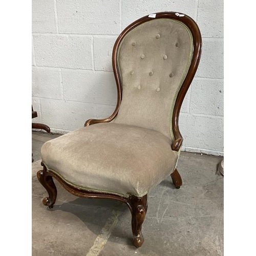 61 - Victorian mahogany spoon back ladies chair