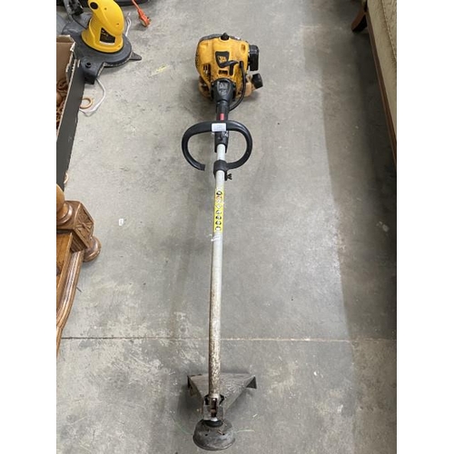 7 - JCB M25 petrol strimmer