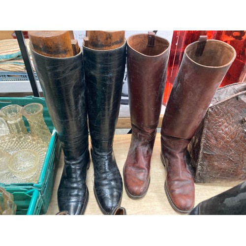 437 - 3 vintage leather bags (believed to be crocodile), 3 pairs of vintage leather riding boots (all size... 