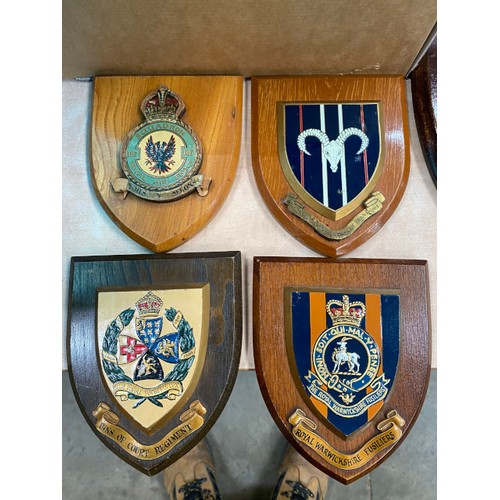 439 - Box of wooden military plaques including 107 Squadron RAF, 50 Squadron RAF, Inns of Court Regiment, ... 