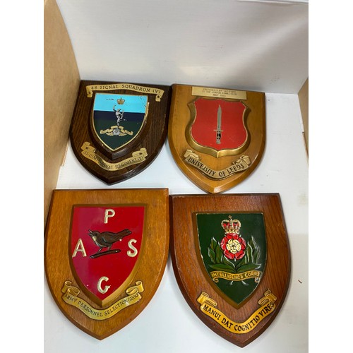 439 - Box of wooden military plaques including 107 Squadron RAF, 50 Squadron RAF, Inns of Court Regiment, ... 