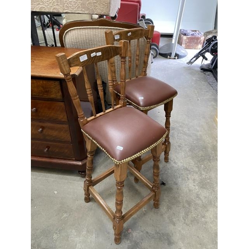 107 - Pair of oak with leather bars stools 38W (as found)